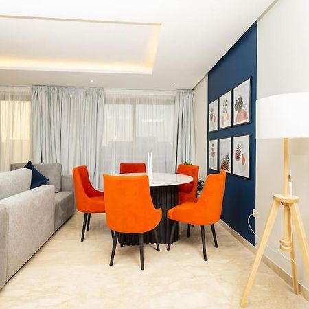 Апартаменти Modern 2Br Retreat In Marina Sale Luxury Living Hajja Екстер'єр фото